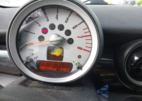 2007 Mini Cooper S из США, поврежденный, VIN WMWMF73577TL92996